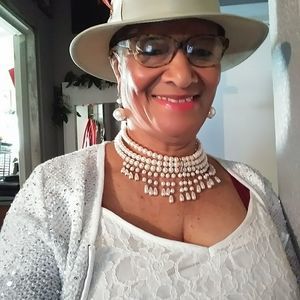 Meet your Posher, Erma